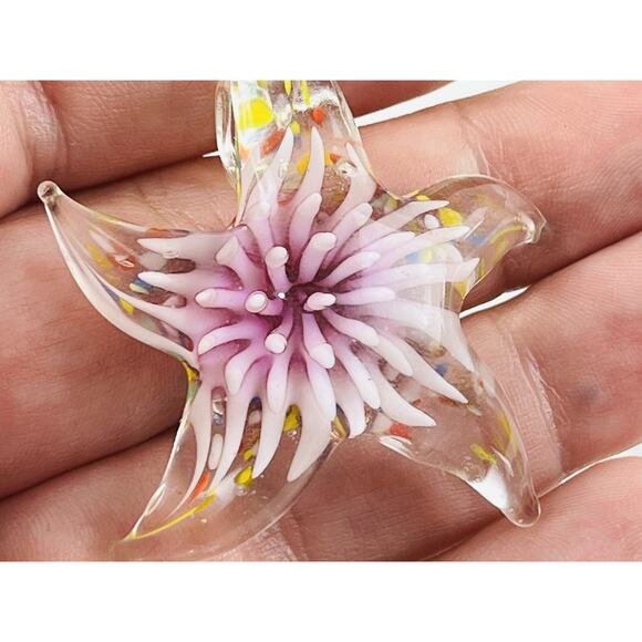 Gorgeous Murano Style Glass Starfish Pendant Lavender Blown Sea Anemone Star Bea - Picture 1 of 12